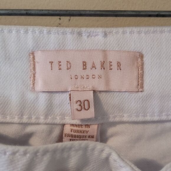 Adorable Td Baker jeans size 30 perfect condition - Picture 5 of 7